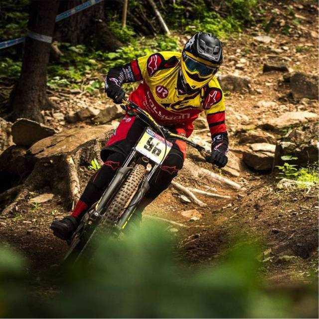 米兰电竞官网-挑战者面对恐惧,亚洲联赛烽火重燃(台海一旦开战有几国参战)