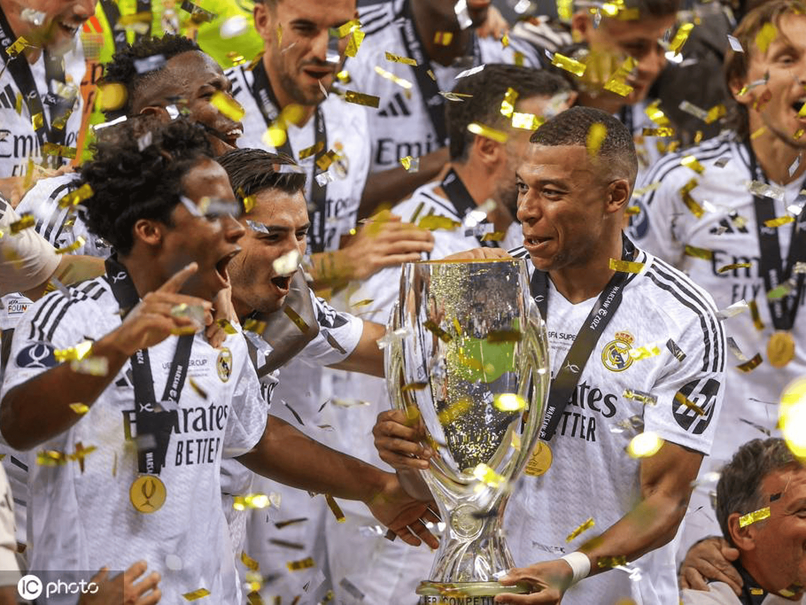 球星闪耀！一场激动人心的欧洲足球比赛的简单介绍