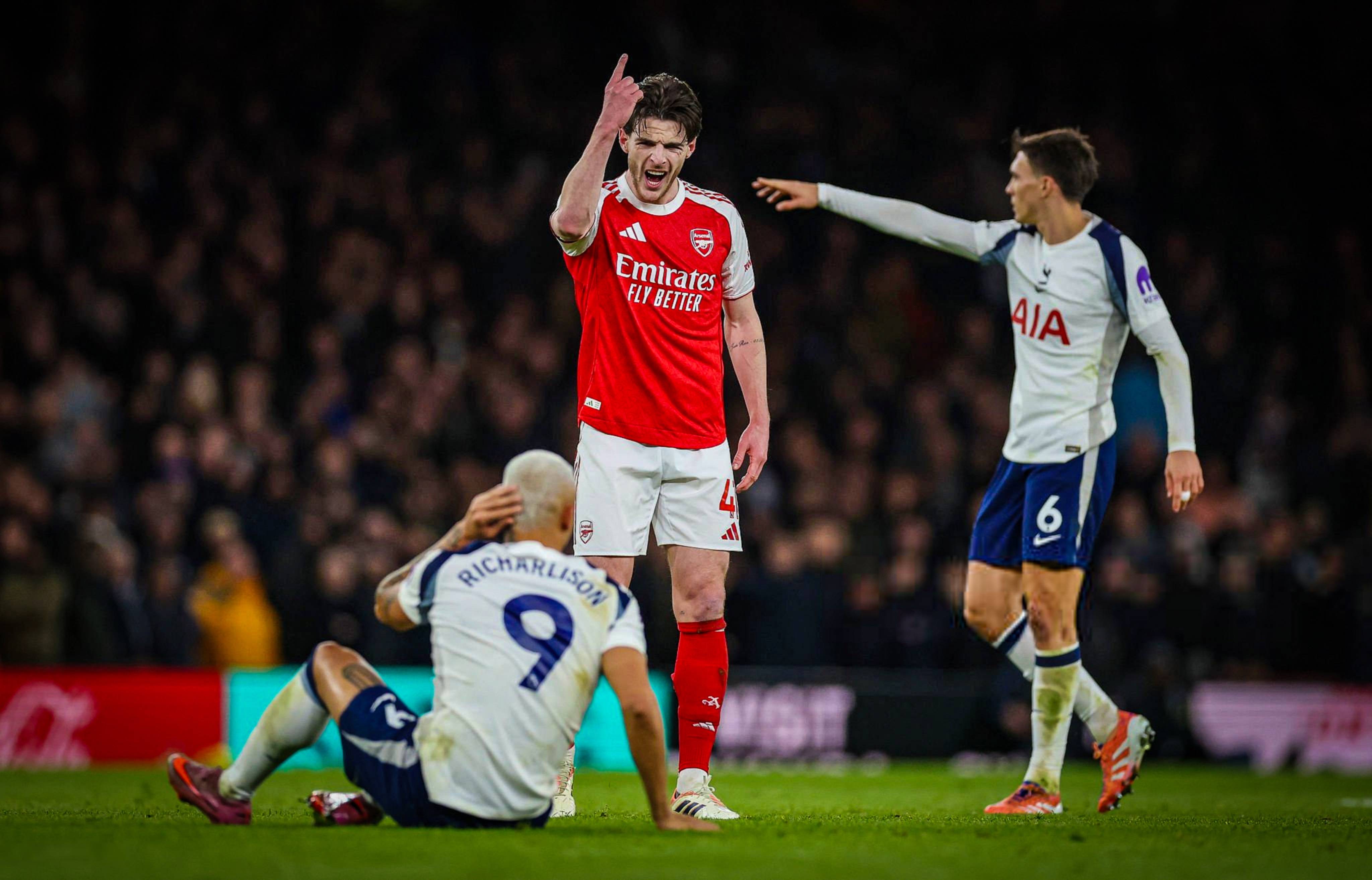 穆帅下课不冤!热刺新帅迎开门红 获近四轮首胜 穆帅下课不冤!热刺新帅迎开门红 获近四轮首胜